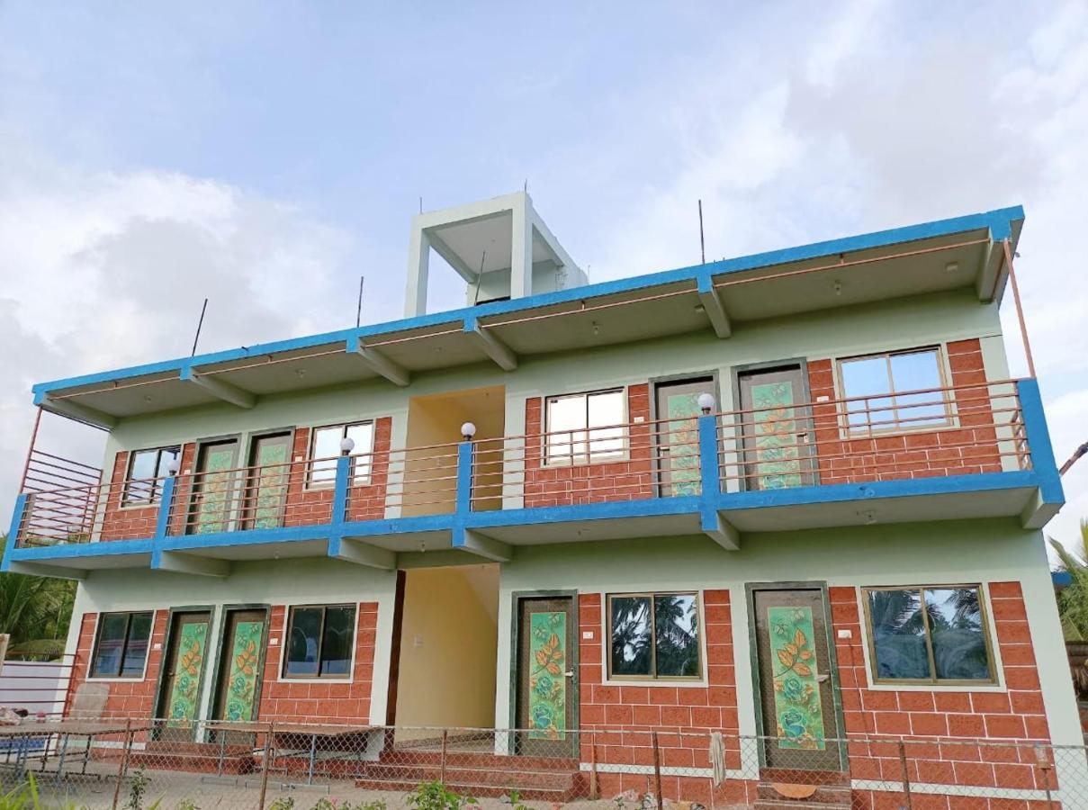 Shree Vighnaharta Cottage Alībāg Exterior photo